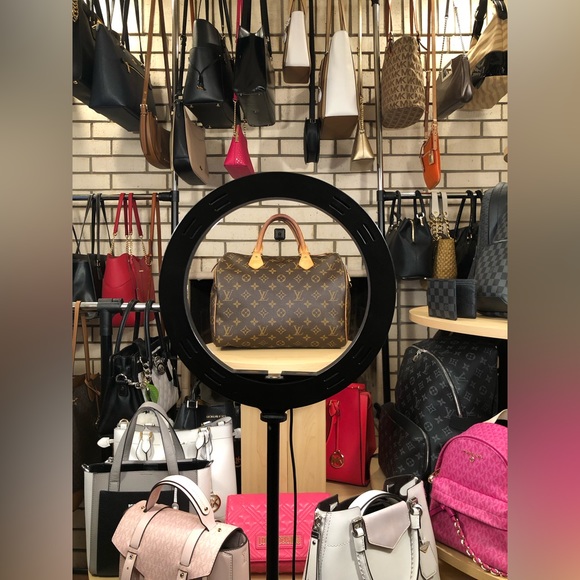 Meet your Posher, Gene - Picture 15 of 15